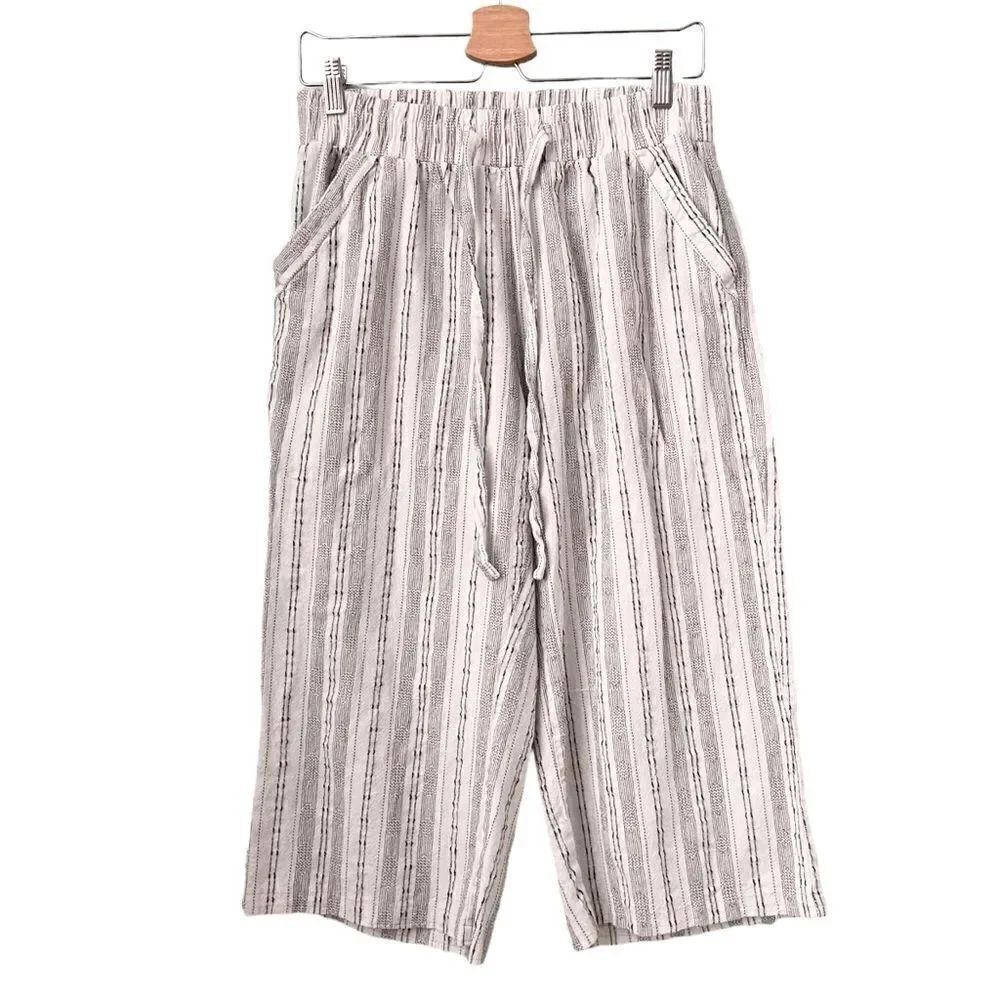 Sienna Sky Wide Leg Stripe Pants with Pockets in Ivory and Black in Size 4